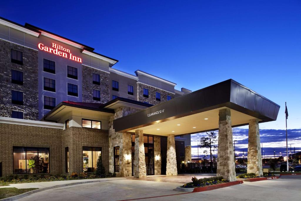 Hilton Garden Inn Texarkana image