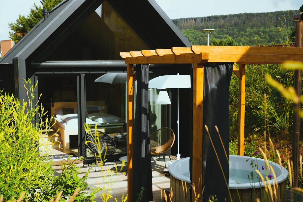 Wiesenglück Tiny House Hotel