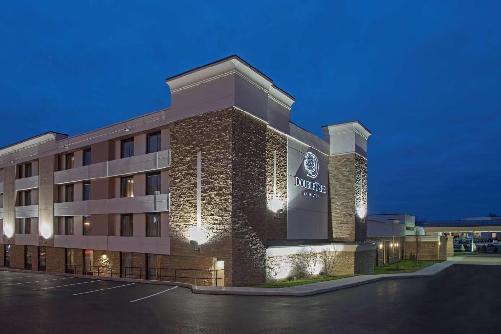DoubleTree by Hilton Schenectady Downtown image