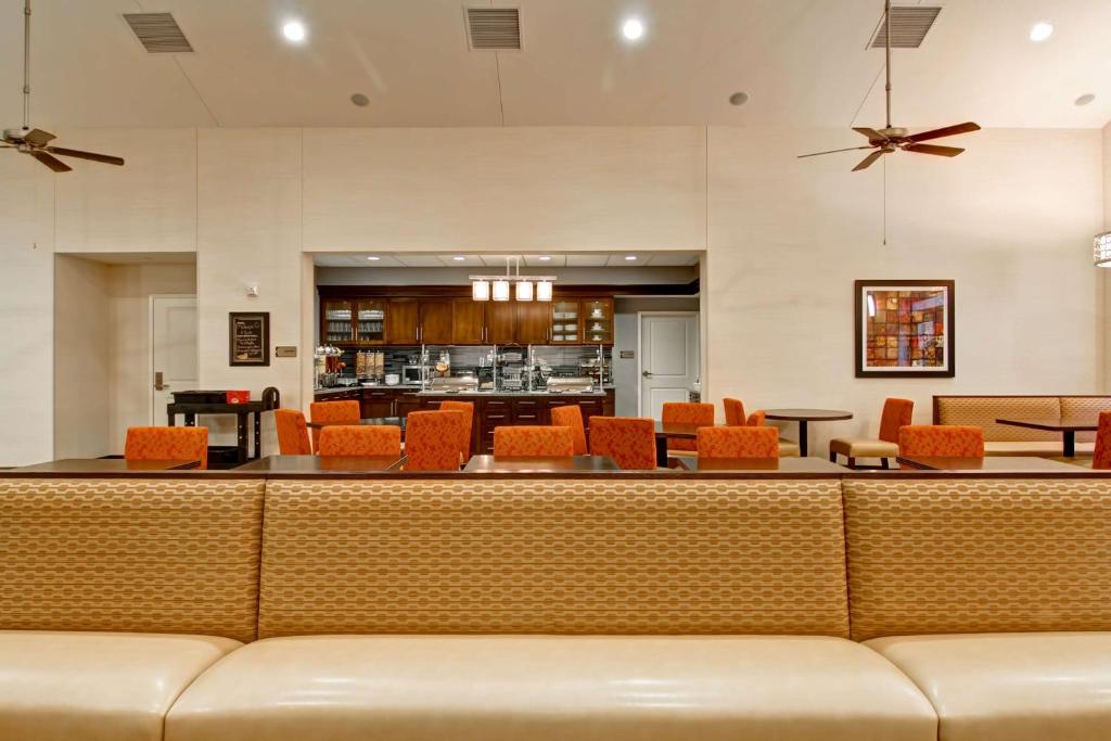 Homewood Suites by Hilton Woodbridge photo 3