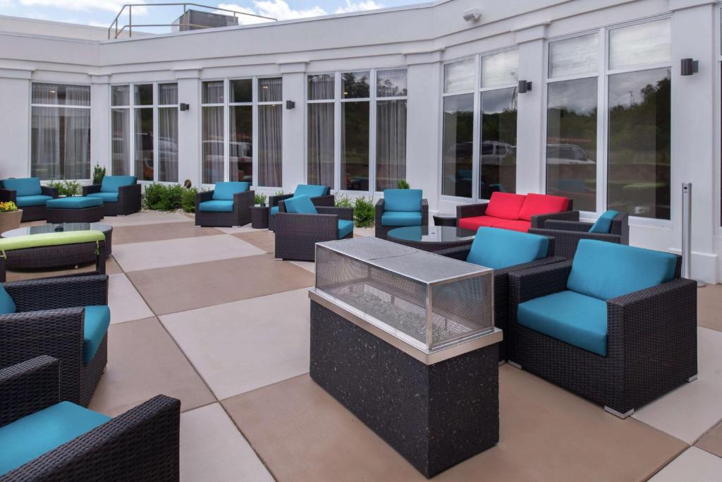 Hilton Garden Inn Bristol photo 2