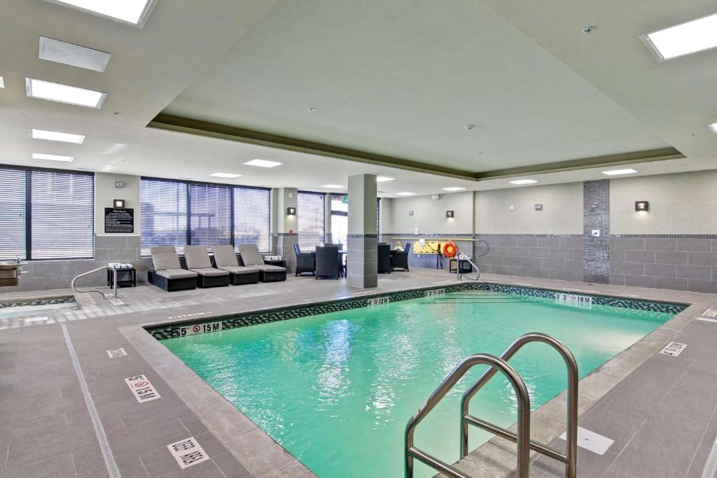 Hampton Inn & Suites by Hilton Saskatoon Airport photo 4