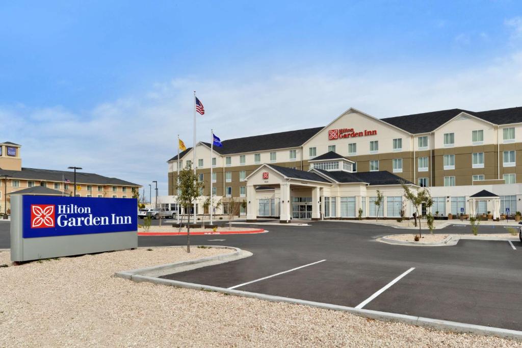 Hilton Garden Inn Hobbs image