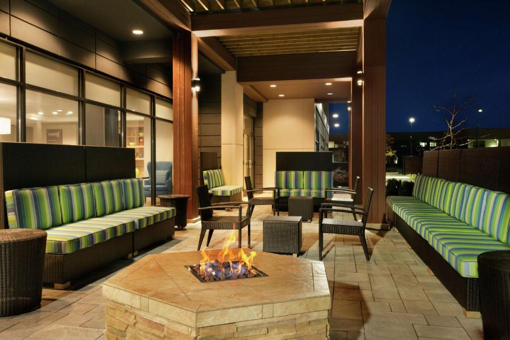Home2 Suites by Hilton Milton Ontario photo 4