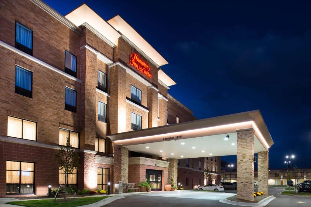 Hampton Inn & Suites Ann Arbor West photo 4