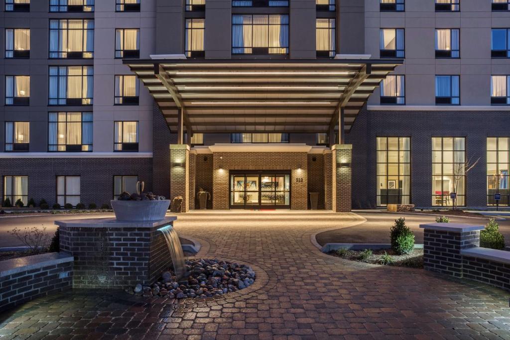 Hampton Inn & Suites Newport/Cincinnati, KY photo 2