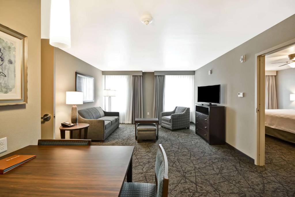 Homewood Suites by Hilton Phoenix Tempe ASU Area Room Type - Two-Bedroom Suite - Non-Smoking