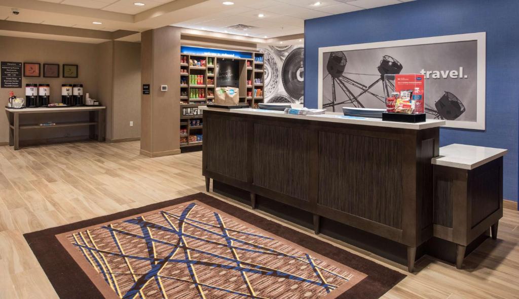 Hampton Inn & Suites Seattle/Redmond Wa photo 3