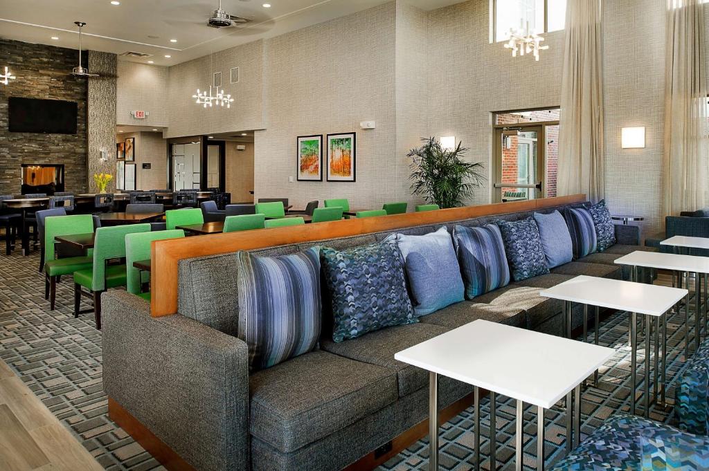 Homewood Suites by Hilton St. Louis Westport photo 3