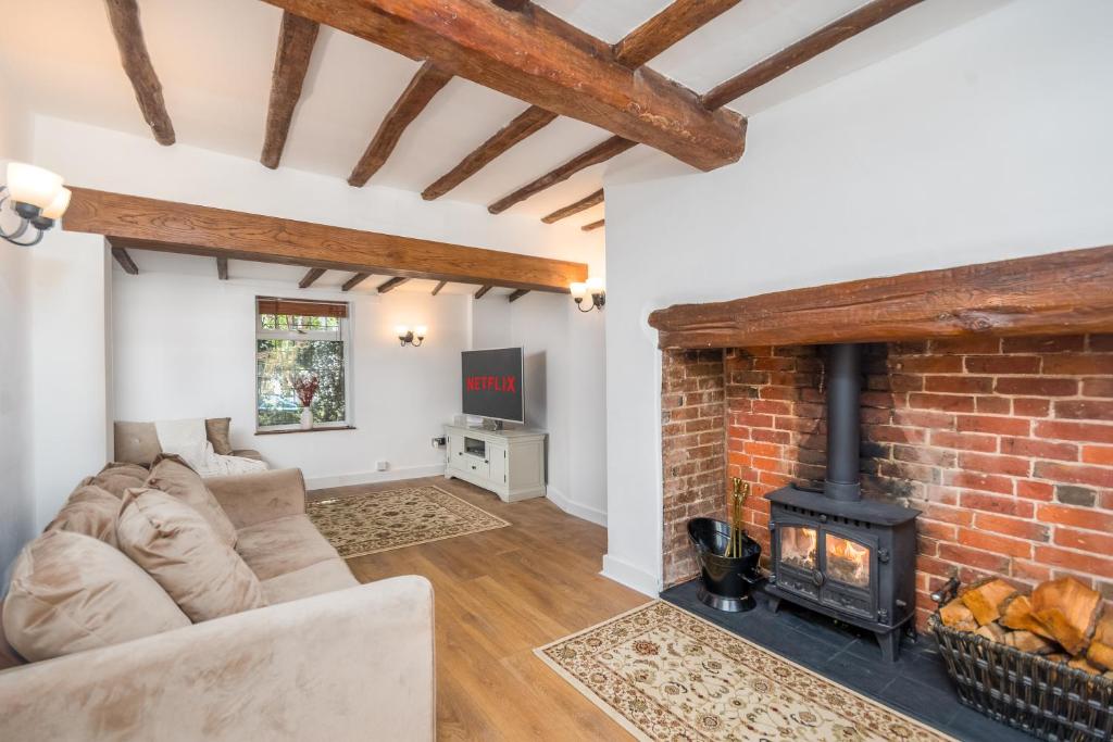 Bard's Cottage photo 1