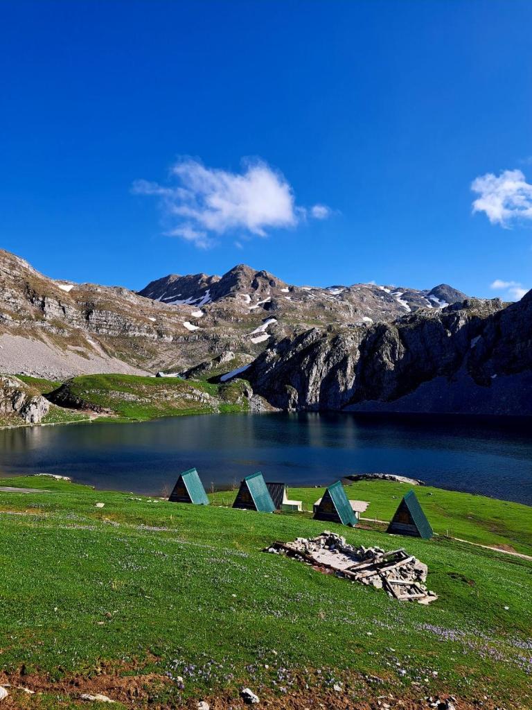 Mountain cottage Captain's Lake, Kapetanovo jezero
