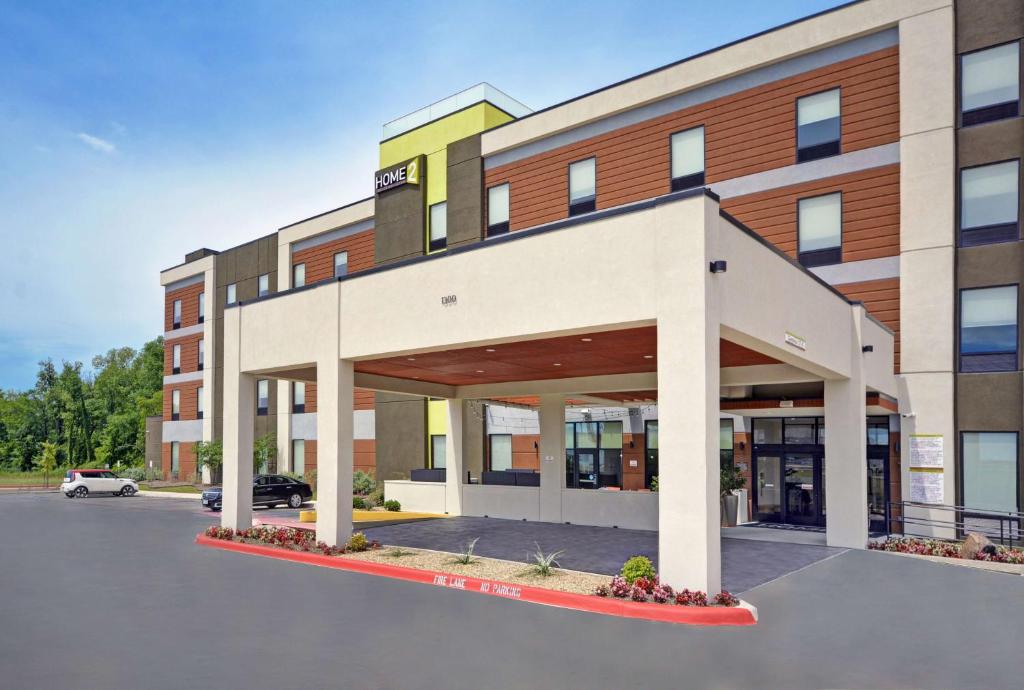 Home2 Suites by Hilton Dallas DeSoto image