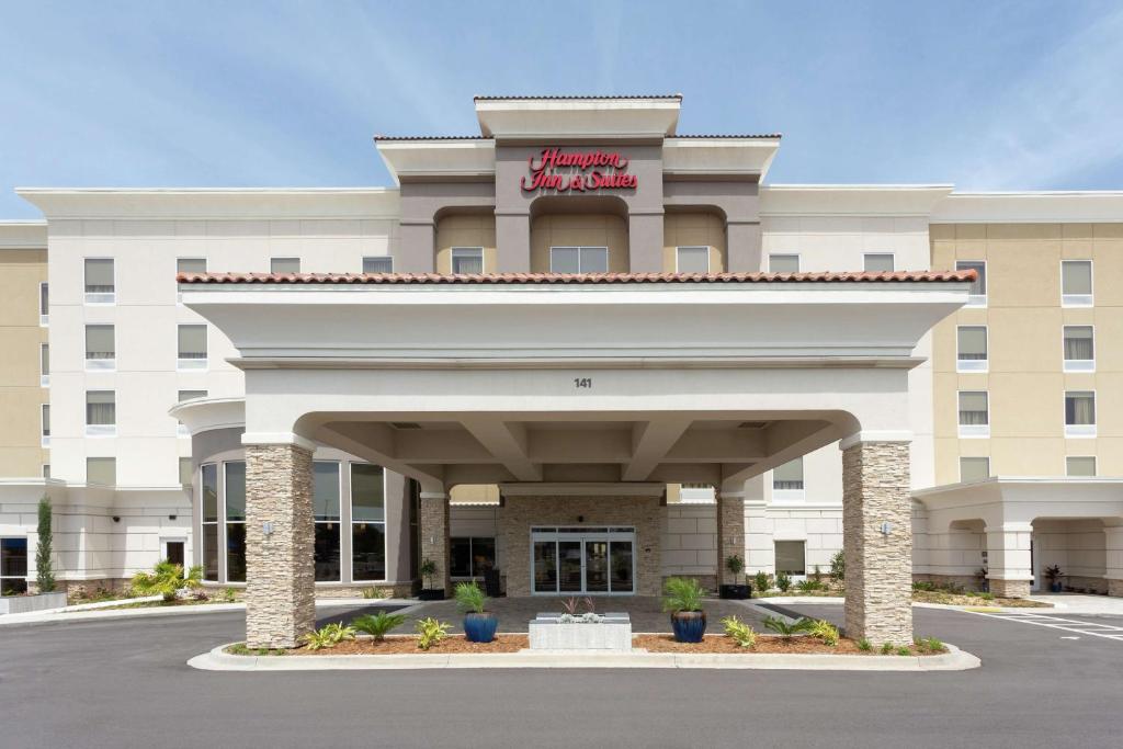Hampton Inn & Suites Jacksonville / Orange Park image