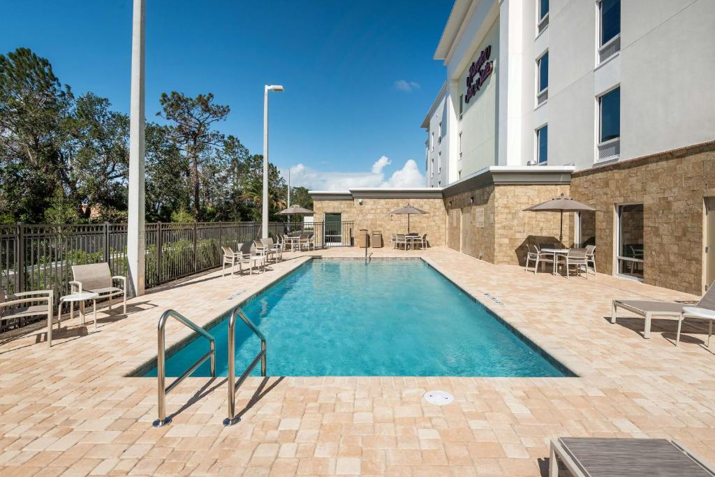 Hampton Inn & Suites West Melbourne-Palm Bay Road photo 3