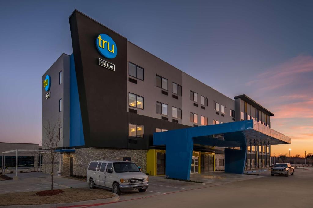 Tru by Hilton Garland Richardson photo 2