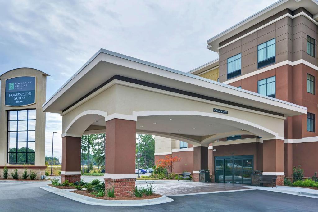 Homewood Suites by Hilton Savannah-North/Airport image