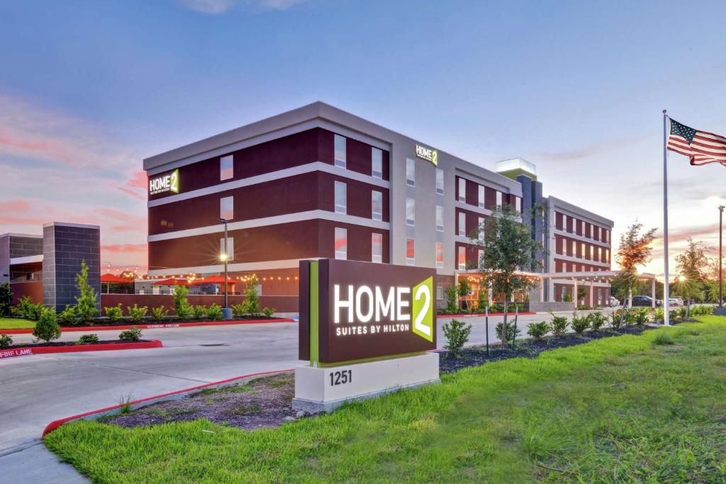 Home2 Suites by Hilton La Porte image