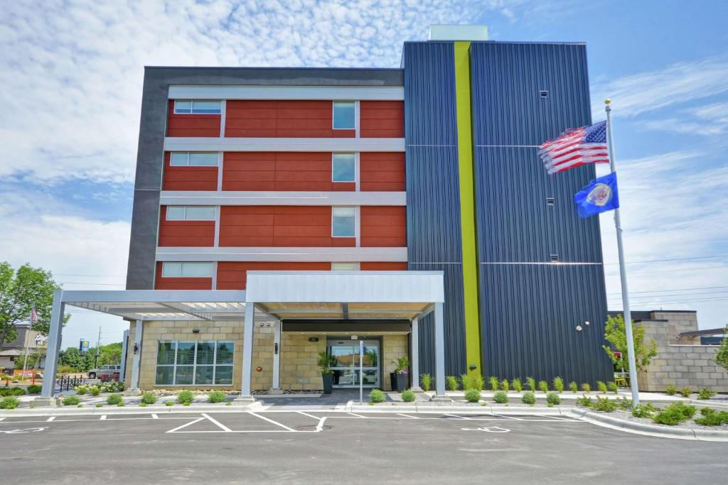 Home2 Suites By Hilton Plymouth Minneapolis photo 1