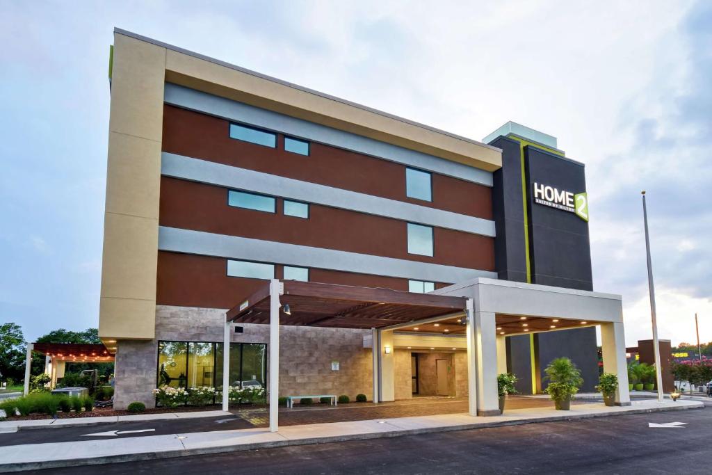 Home2 Suites by Hilton Frankfort image