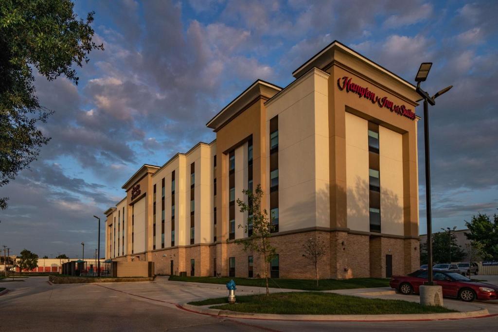 Hampton Inn & Suites Dallas/Plano Central photo 1