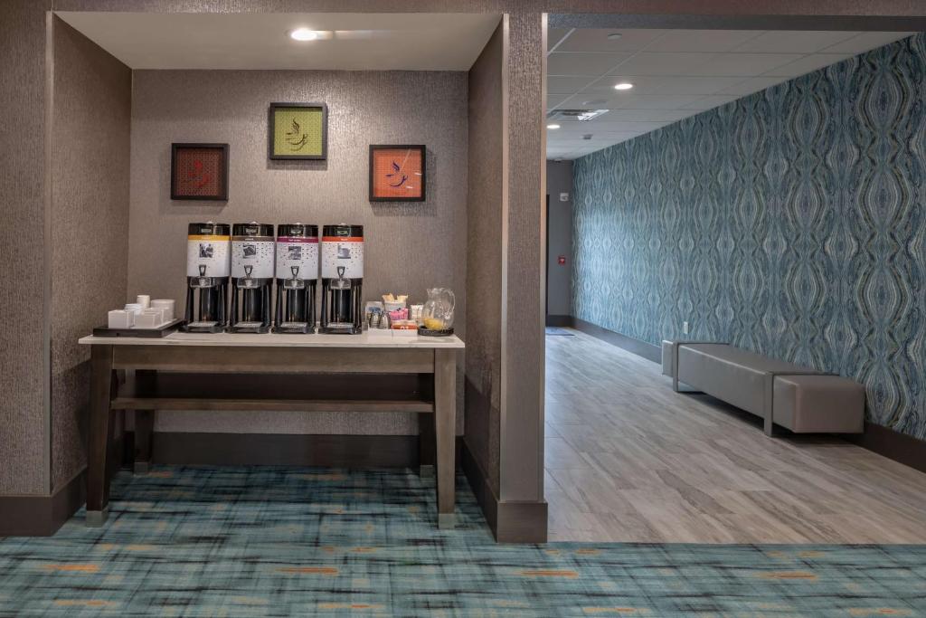 Hampton Inn & Suites Dallas/Plano Central photo 3