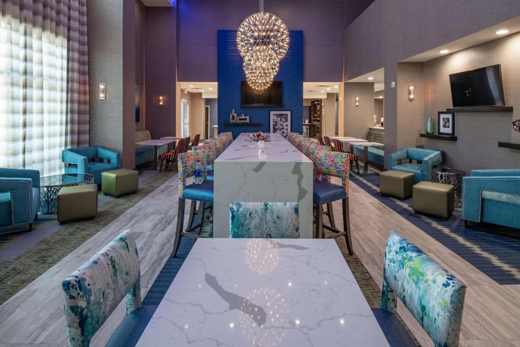 Hampton Inn & Suites Dallas/Plano Central photo 4
