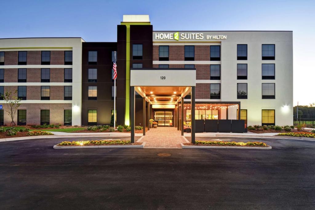 Home2 Suites by Hilton Lagrange image