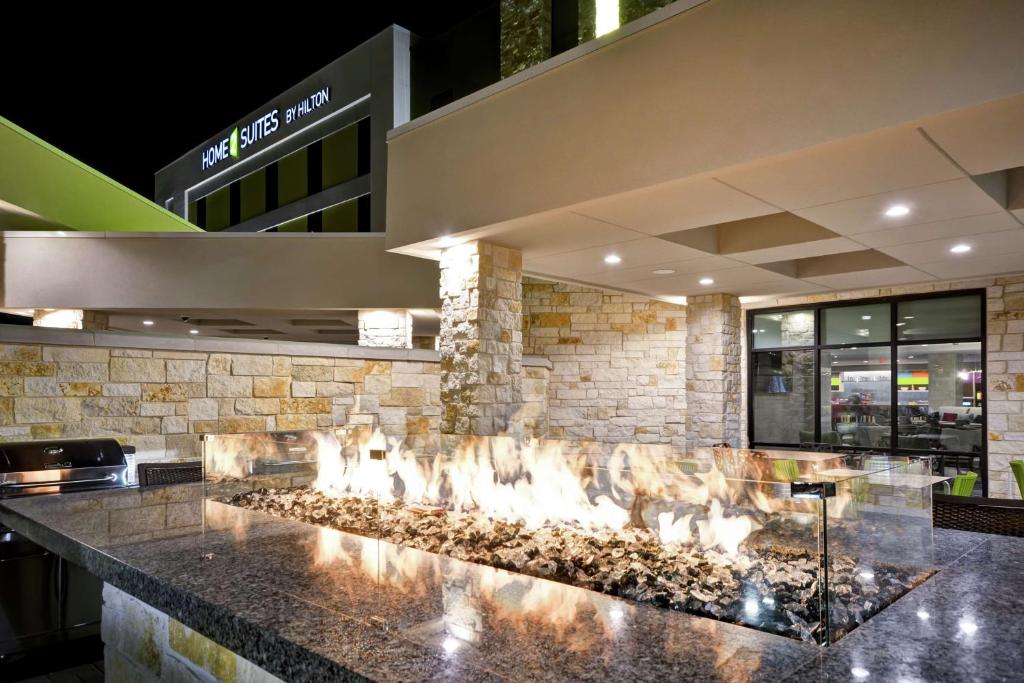 Home2 Suites Plano Legacy West photo 3