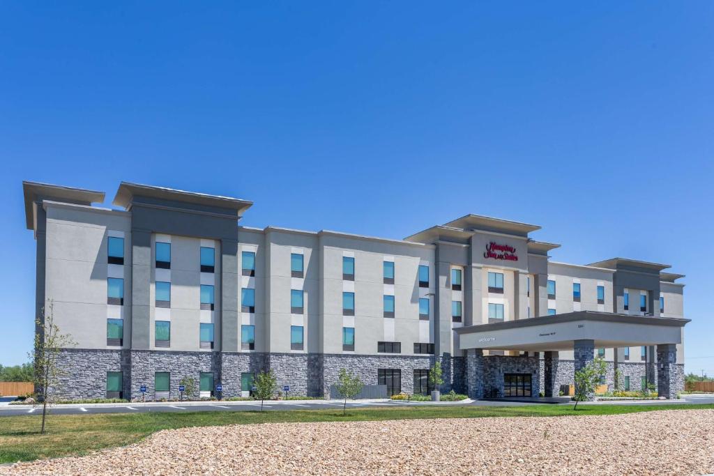 Hampton Inn And Suites Guymon photo 1
