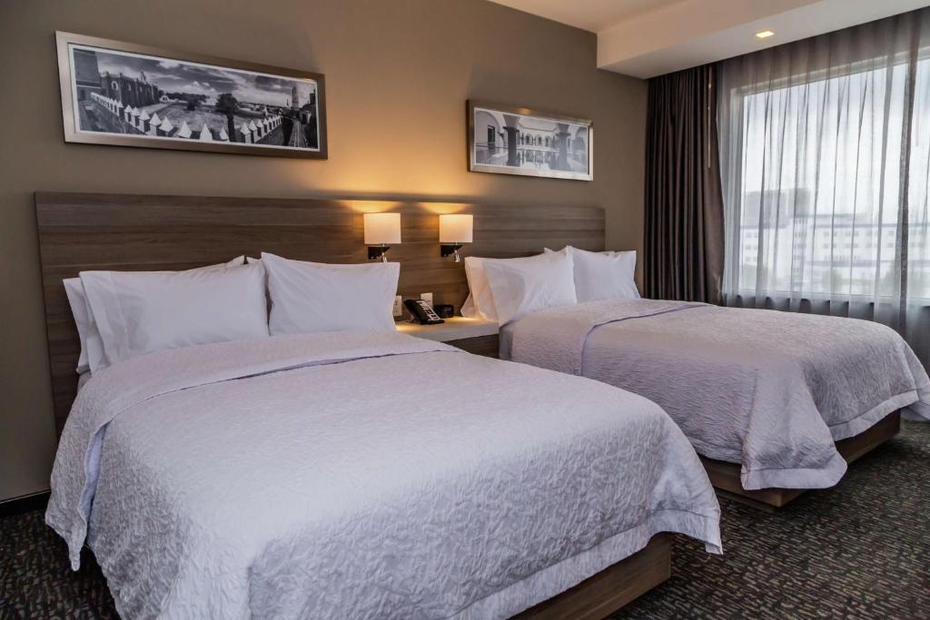 Hampton Inn & Suites by Hilton Puebla Room Type - Double Room with Two Double Beds - Non-Smoking