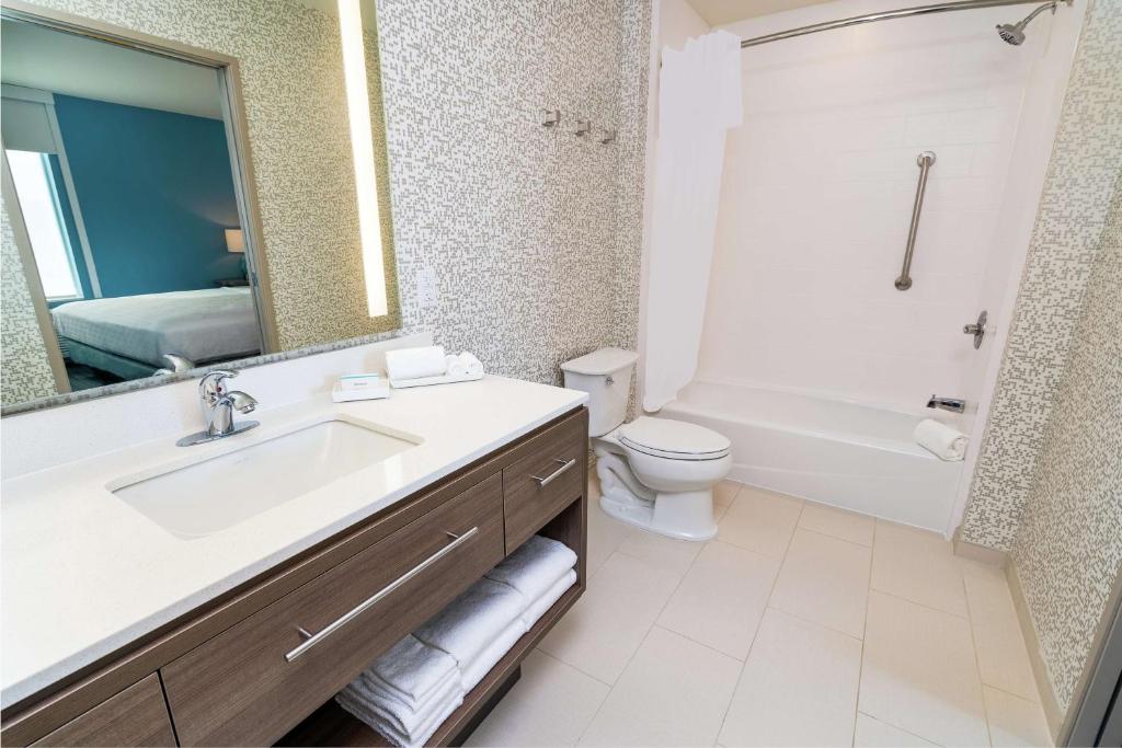 Home2 Suites by Hilton San Antonio at the Rim - Tap to explore photos