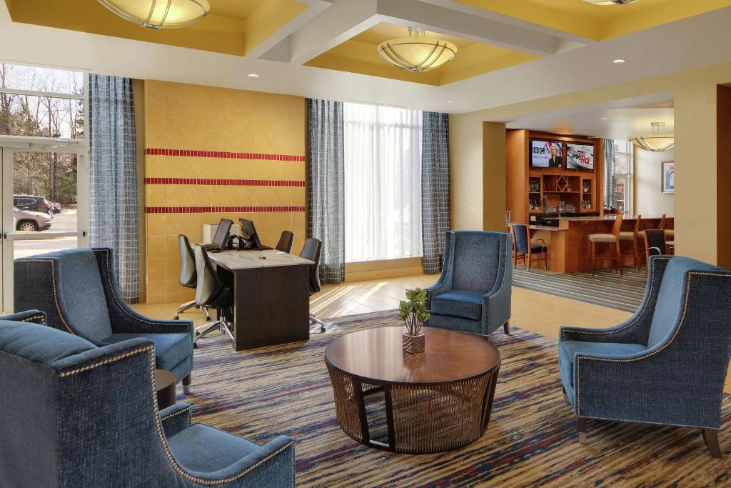 DoubleTree Richmond Airport photo 4