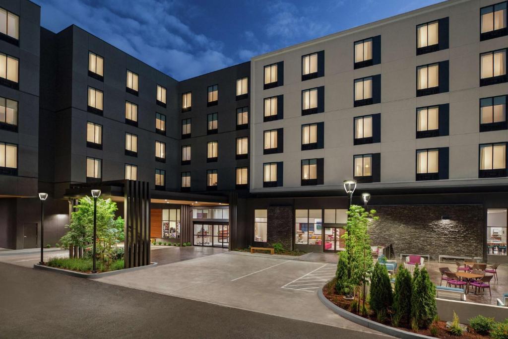 Hilton Garden Inn Seattle Airport photo 2
