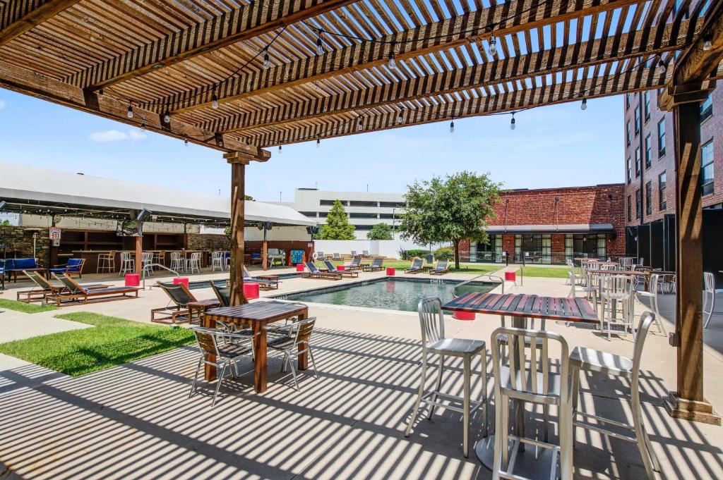 NYLO Las Colinas Hotel, Tapestry Collection by Hilton photo 1