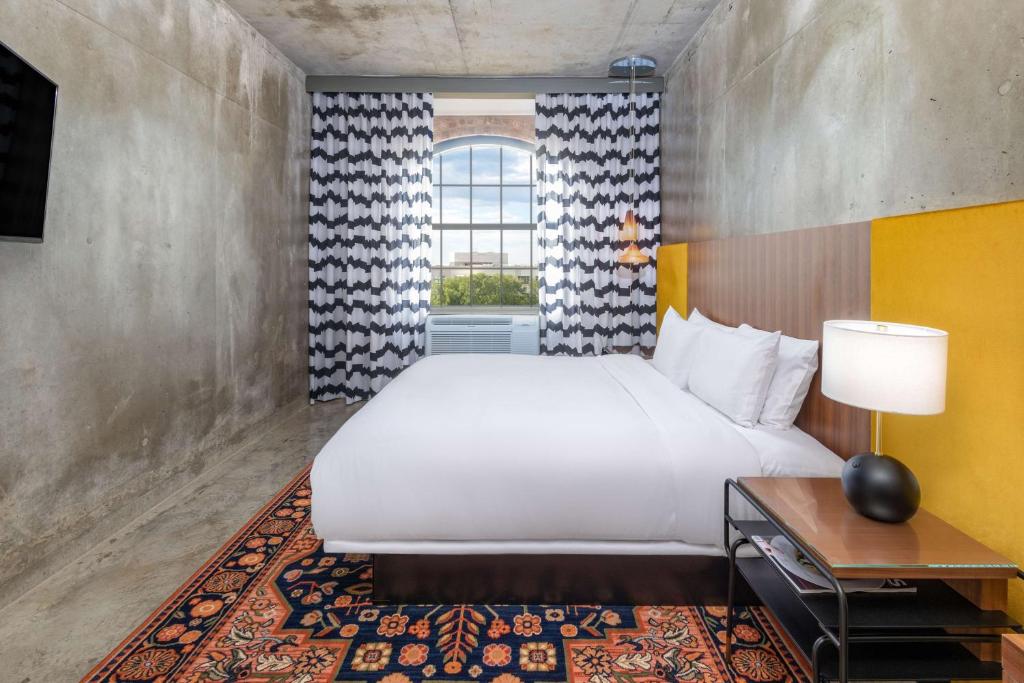 NYLO Las Colinas Hotel, Tapestry Collection by Hilton image