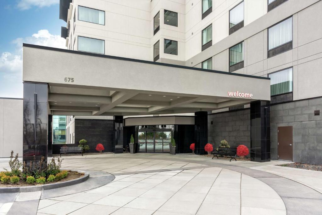 Hampton Inn & Suites Spokane Downtown-South photo 3
