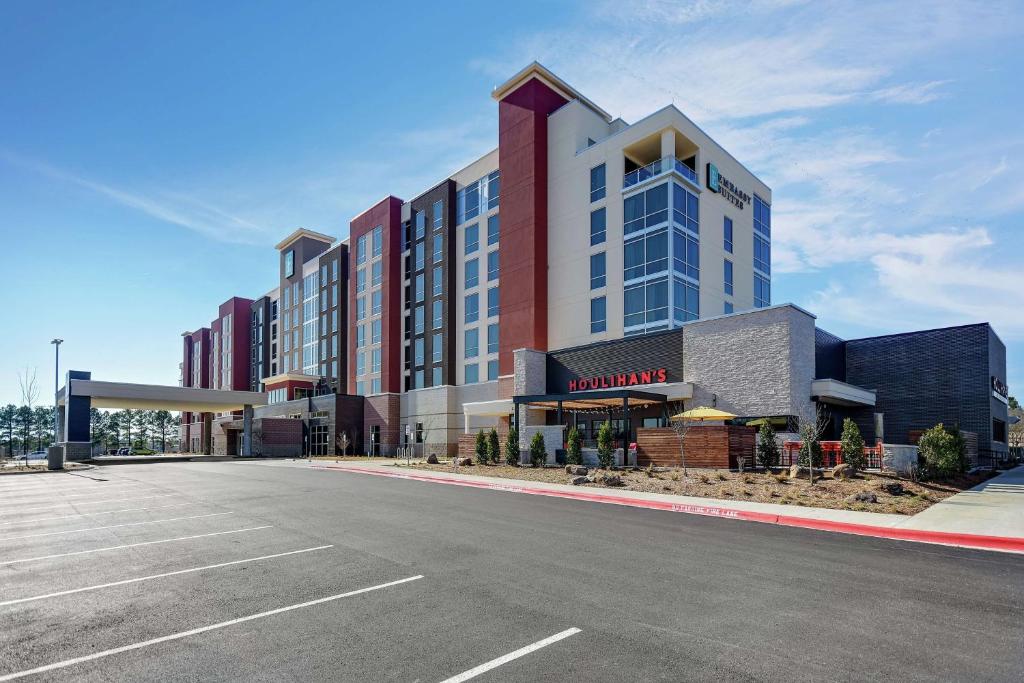 Embassy Suites by Hilton Jonesboro Red Wolf Convention Center image
