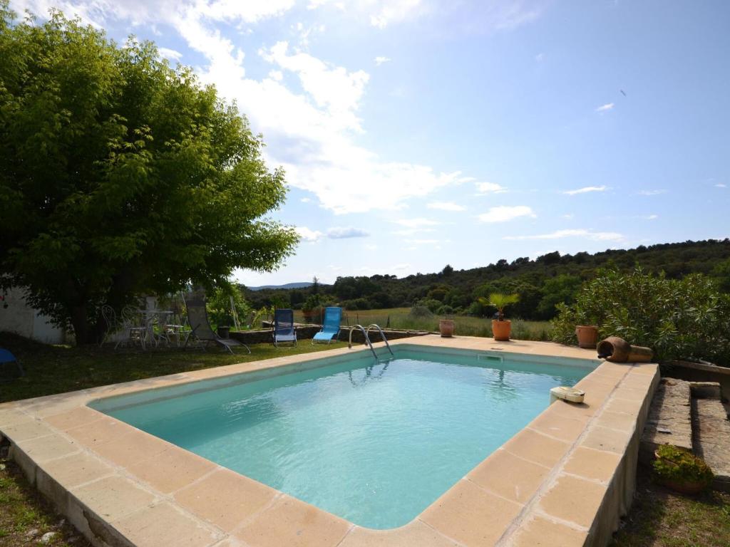 Flat with private pool in the heart of nature photo 2