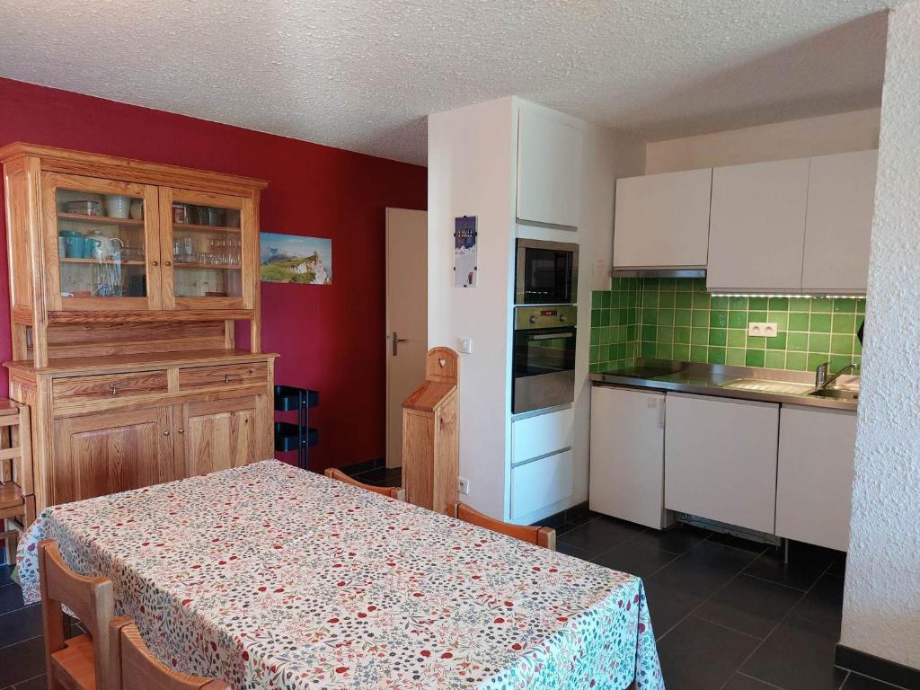 Appartement Autrans, 3 pièces, 8 personnes - FR-1-737-13 photo 2