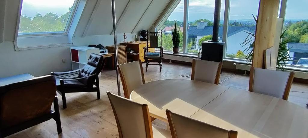 Værelse med egen stue