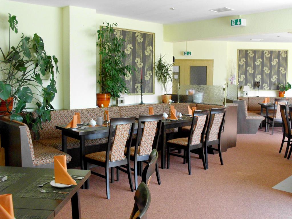 Hotel Sembziner Hof photo 4