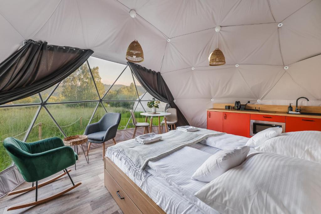 Biała Czapla Glamping z balią nad jeziorem czorsztyńskim photo 3