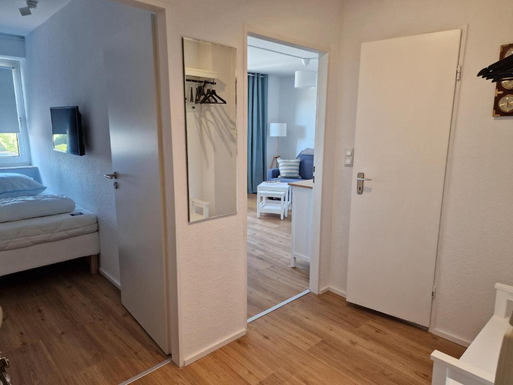 Tief 10 Wohnung 102 Heimathafen photo 3
