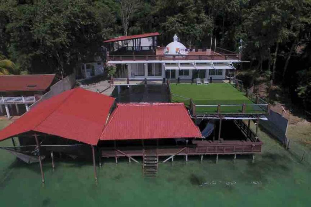 Villa Florita Beach House photo 2