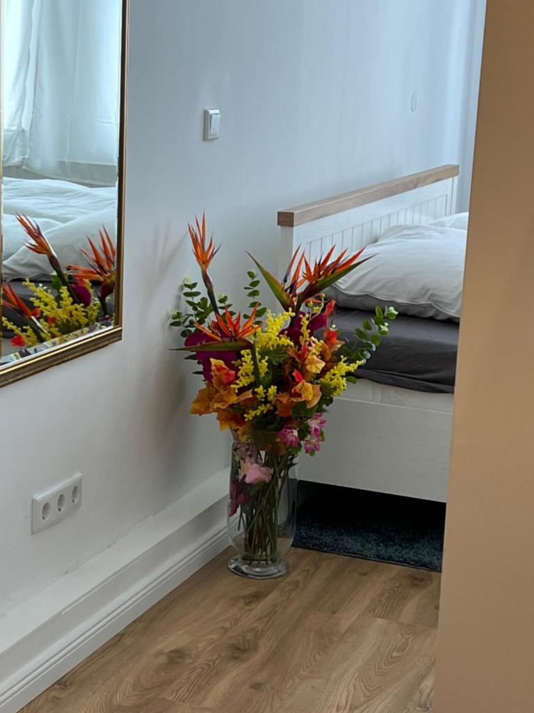 Moderne Wohnung in der Innenstadt mit NETFLIX & WLAN photo 2