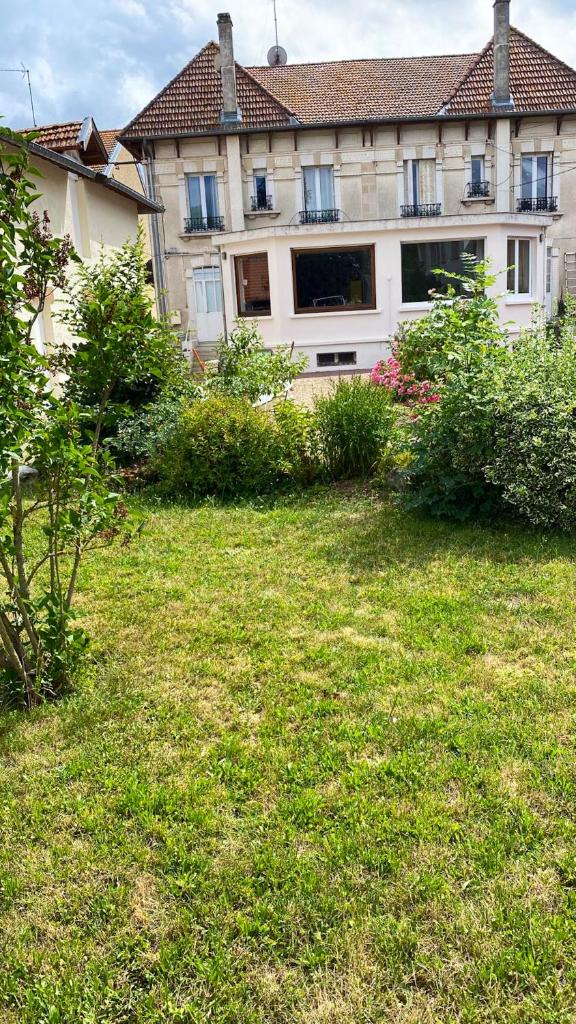 Maison de 4 chambres avec jardin clos et wifi a Fresnes en Woevre photo 1