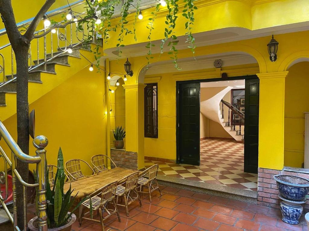 Chủ Nhật Homestay&Cafe - cơ sở 3 - 19 ngõ 194 Quán Thánh