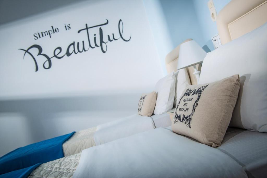 Vergina Apartments & Suites - Tap to explore photos