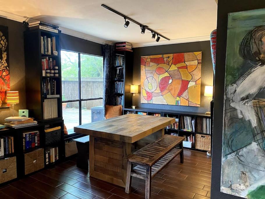 Artist Condo 3/2.5/2 image