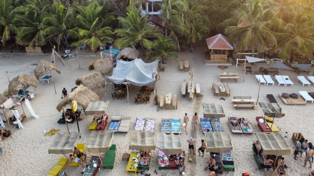 The Surf Access Guest House photo 4